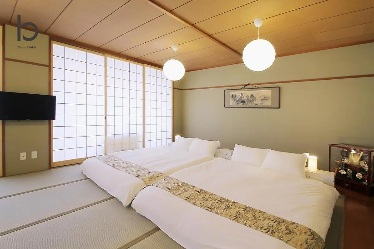 Large 2 bedroom apartment for 12people  Hiroshima