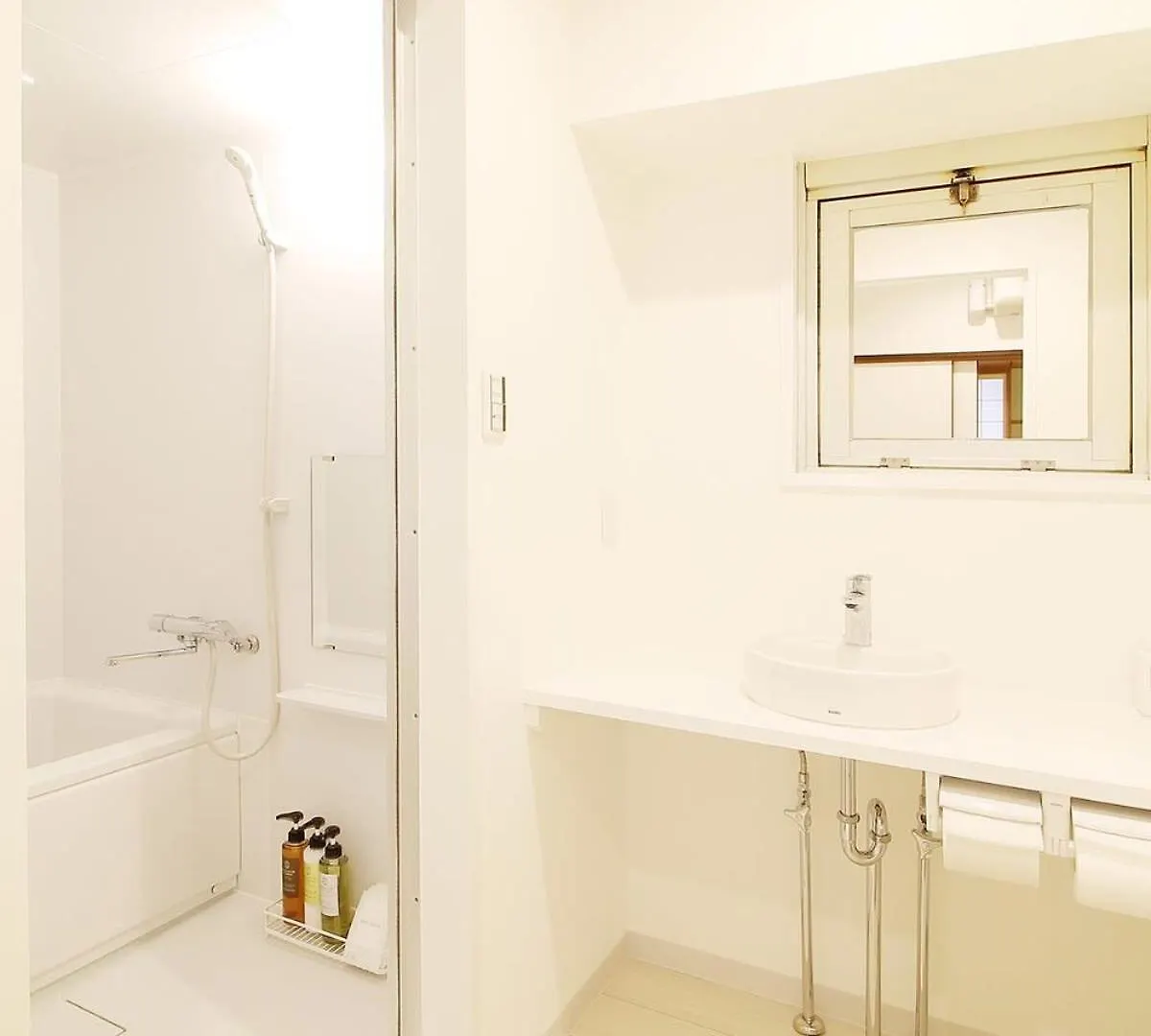 Hanagin - Large 2 Bedroom Apartment For 12People 301 Hiroshima Japan